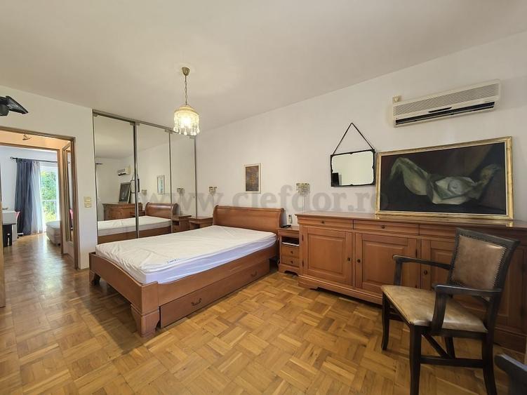 Casă individuală cu 4 camere cu Piscina în Iancu Nicolae