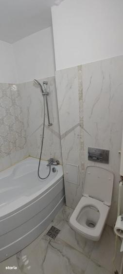 Apartament cu 3 camere decomandat în Dacia