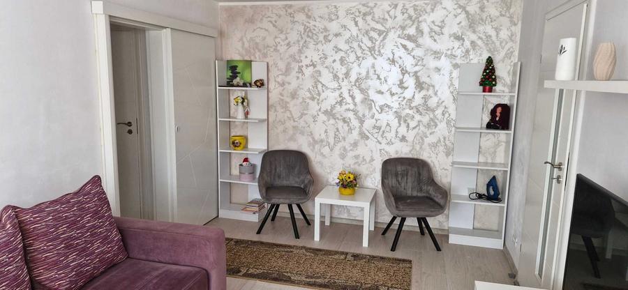 Apartament cu 2 camere semidecomandat în Berceni