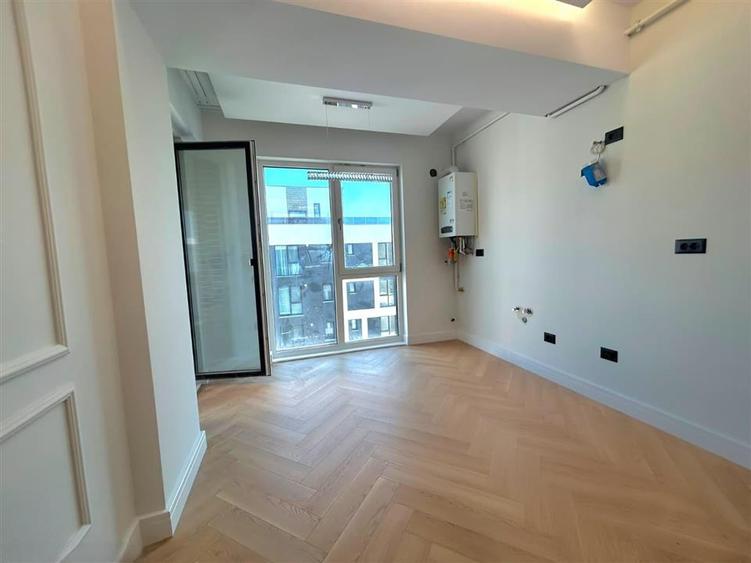 Apartament cu 3 camere semidecomandat în Burdujeni