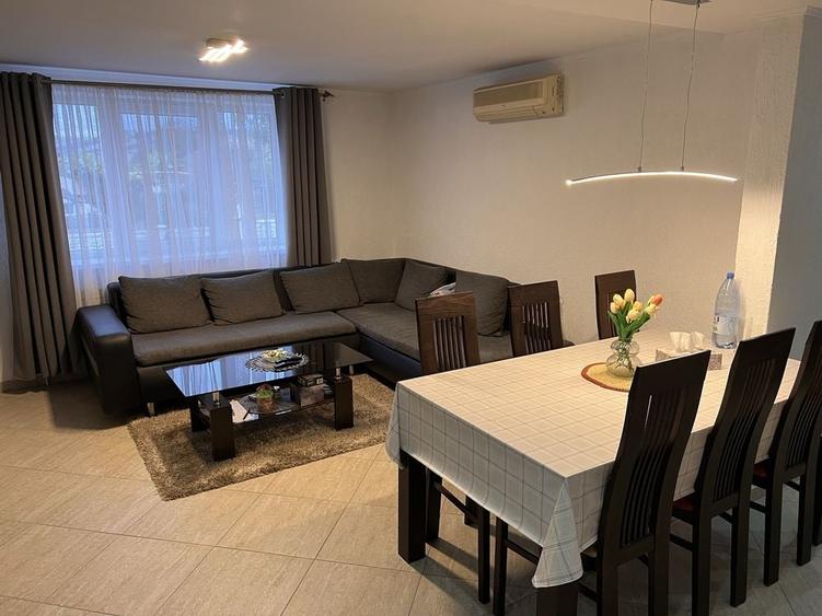 Casă cu 4 camere în Central