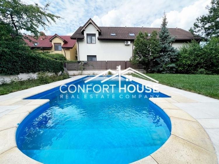 Casă individuală cu 7 camere cu Piscina în Iancu Nicolae