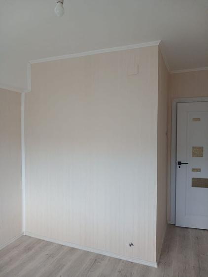 Apartament cu 3 camere decomandat în Păcii