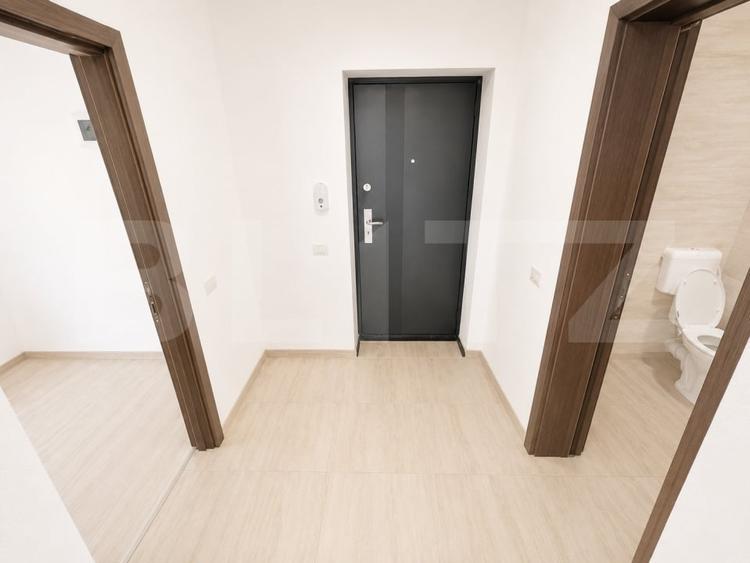 Apartament cu 2 camere semidecomandat, mobilat în Sânpetru