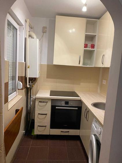 Apartament cu 2 camere semidecomandat în Exterior Vest