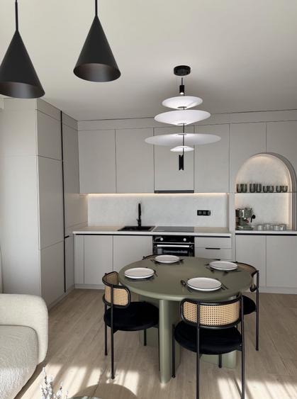 Apartament cu 3 camere semidecomandat în Florești — fotografia 3
