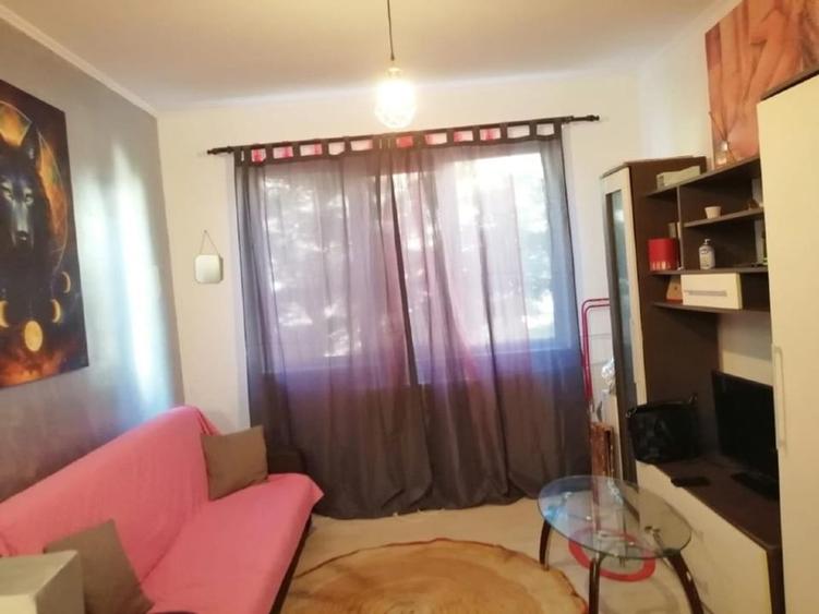 Garsonieră semidecomandată în Far