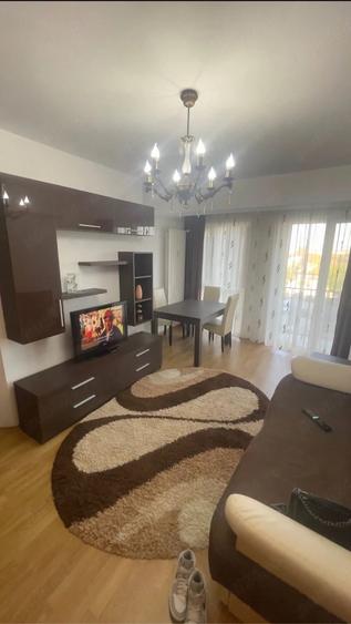 Apartament cu 3 camere decomandat în Nufărul