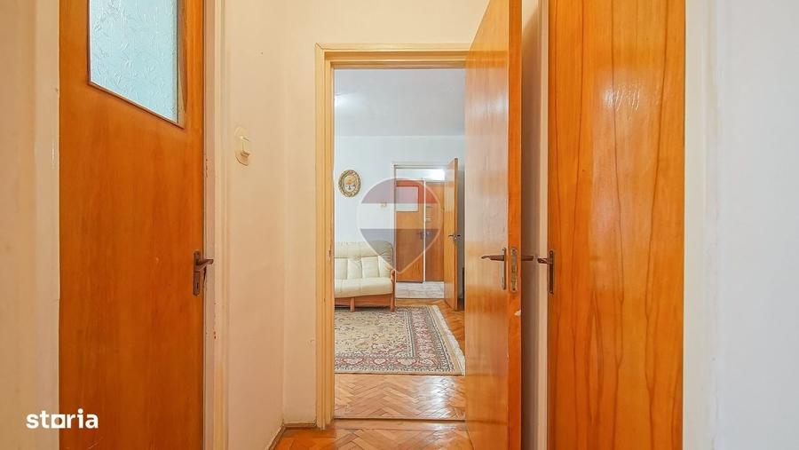 SUPER ZONA 2 camere|48 mp + balcon, etaj 1 | Centrul Civic |COMISION 0 - 20