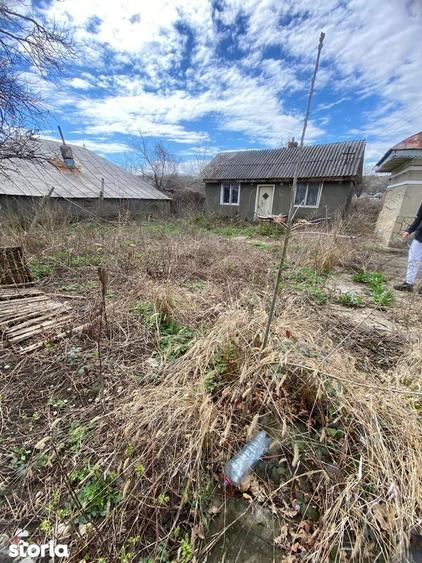 Teren de 480 mp, în Mărgineni