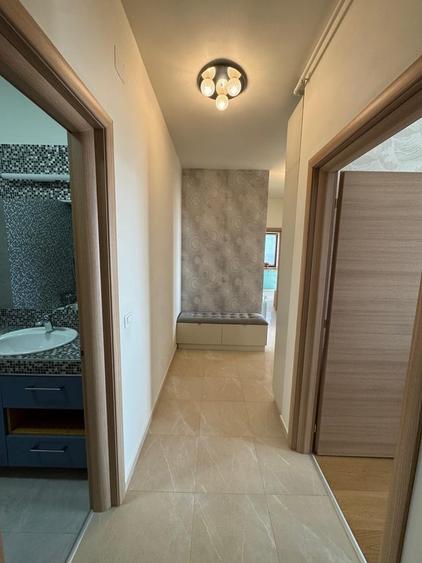 Apartament cu 3 camere decomandat în Olteniței