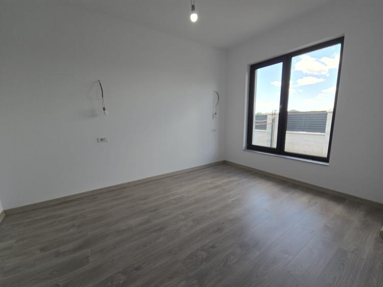 Casă individuală cu 3 camere cu Teren 270 Mp în Berceni