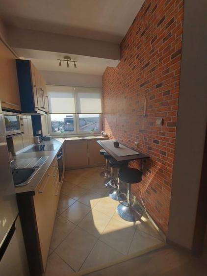 Apartament cu 2 camere semidecomandat în Calea Moldovei