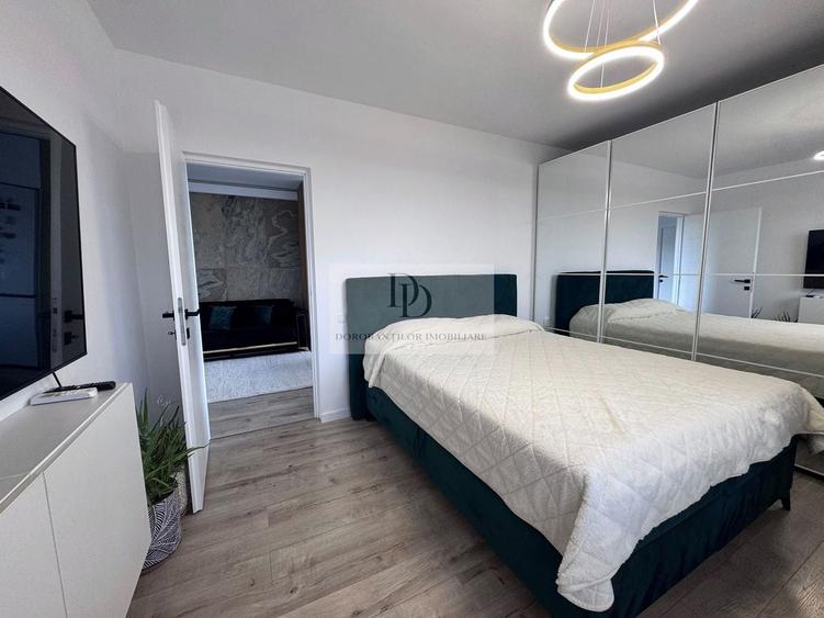 Apartament cu 3 camere semidecomandat, mobilat în Dâmbul Rotund