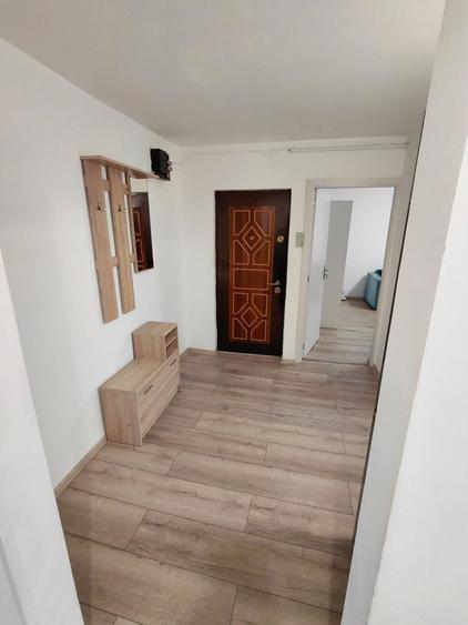 Apartament cu 2 camere decomandat în Cetate