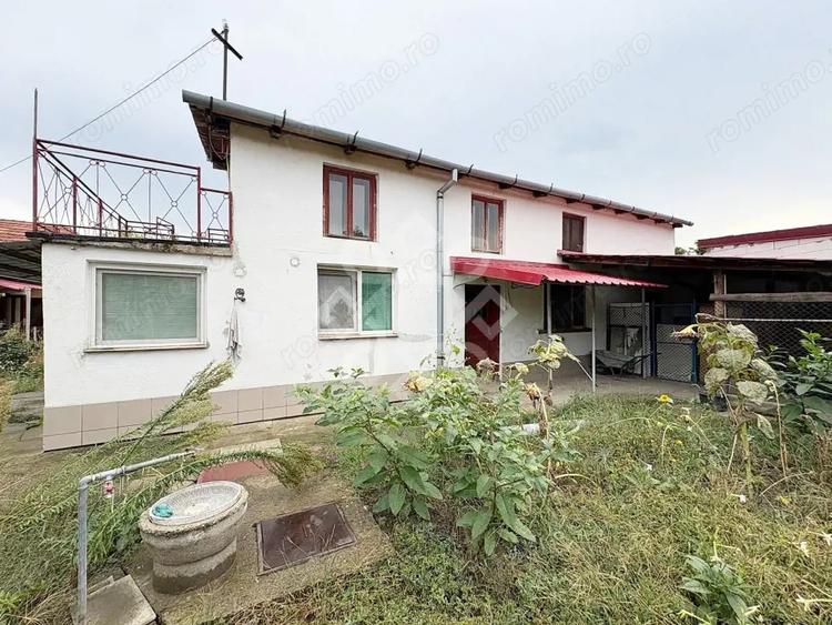Casă cu 2 camere cu Canalizare în Iosia