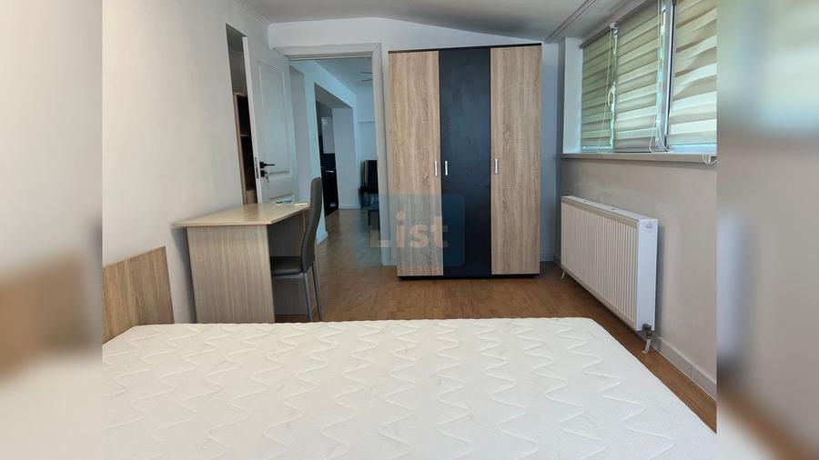 Apartament cu 4 camere semidecomandat, mobilat în Mărăști