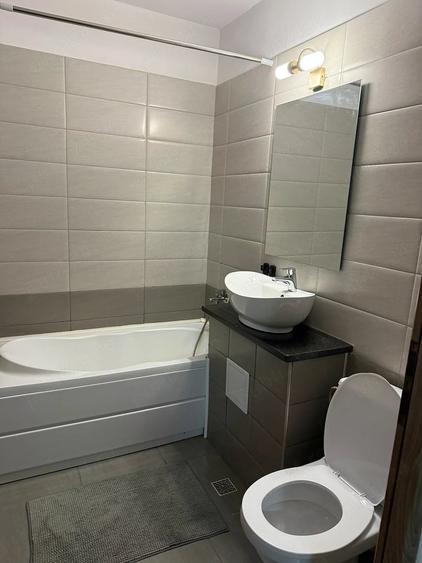Apartament cu 2 camere decomandat în Mărăști