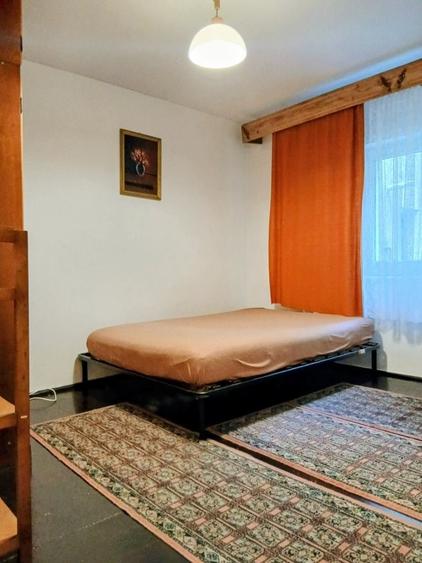 Apartament cu 3 camere decomandat în Zorilor