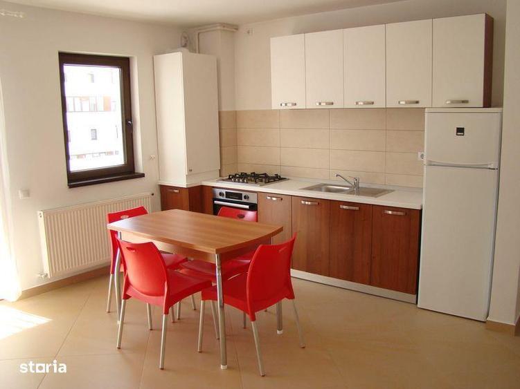 Apartament cu 2 camere, mobilat în Central