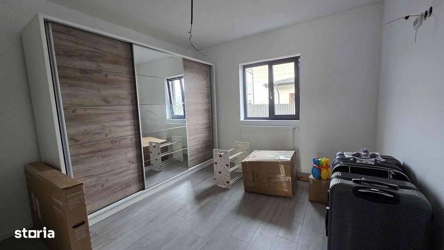 Casă cu 4 camere în Holboca