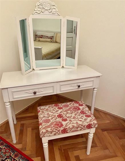 Casă cu 6 camere cu Teren 620 Mp în Exterior Vest
