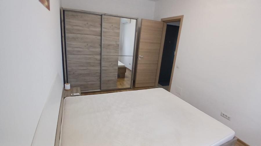 Apartament cu 2 camere semidecomandat în Parcul Carol