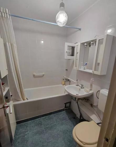 Apartament cu 2 camere semidecomandat, mobilat în Pantelimon