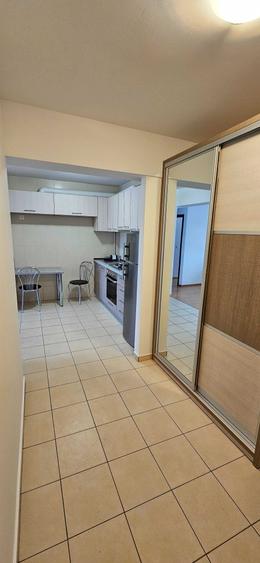 Apartament cu 2 camere nedecomandat în Ultimul leu