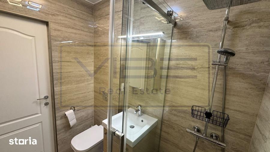Apartament cu 2 camere semidecomandat în Podu Roș