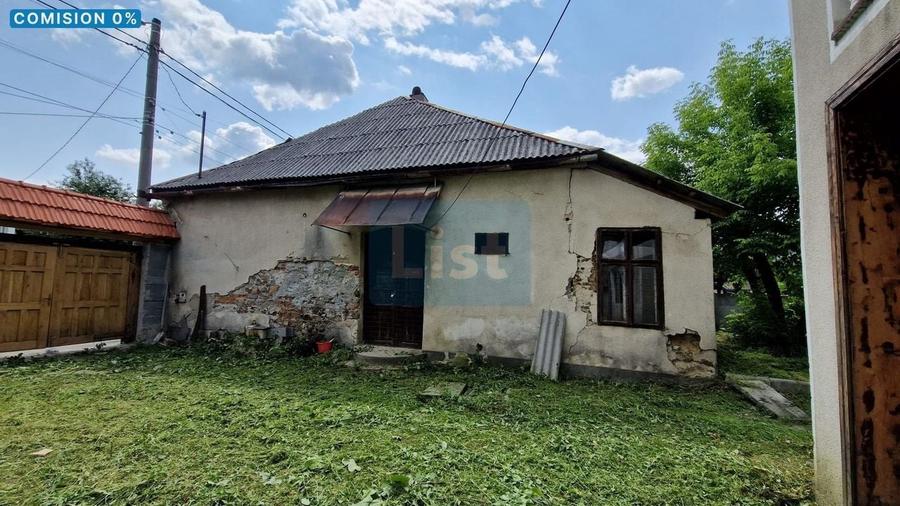 Casă cu 3 camere cu Canalizare în Central