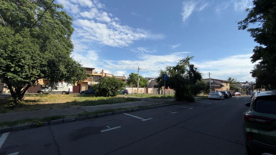 Teren Construcții intravilan de 95 mp, în Rahova