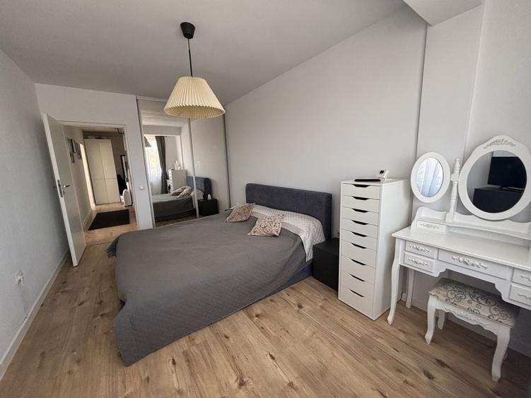 Apartament cu 3 camere în Florești