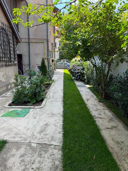 Casă cu 3 camere în Floreasca