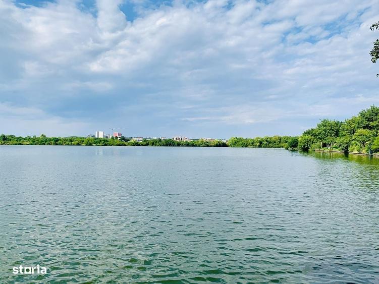 Teren 2041 mp deschidere lac Grivita 20 m - 2