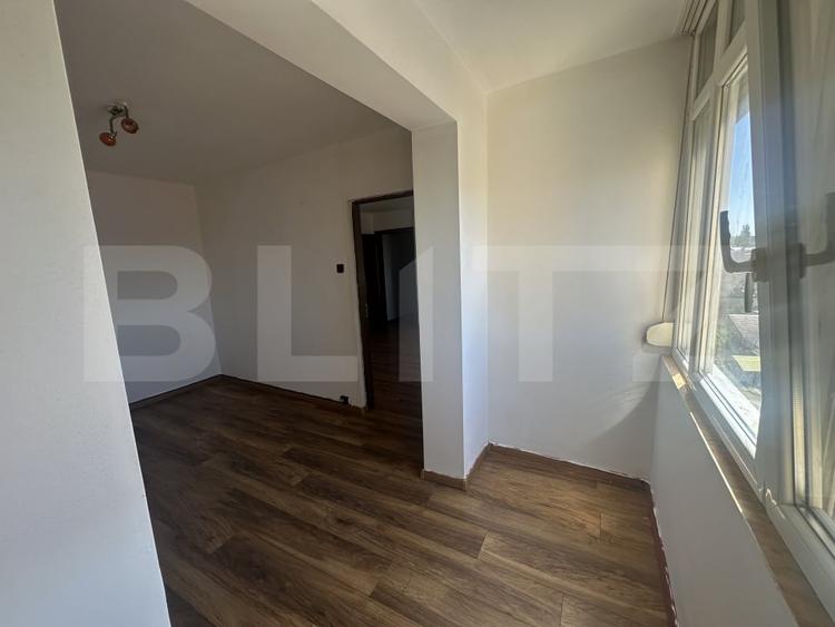 Apartament cu 2 camere semidecomandat în 14 Mai