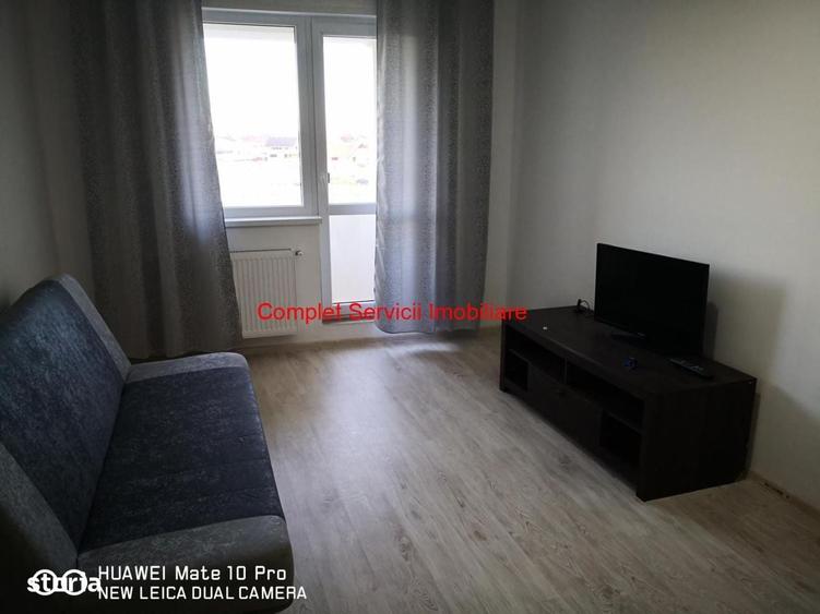 Apartament cu 2 camere decomandat în Roșu