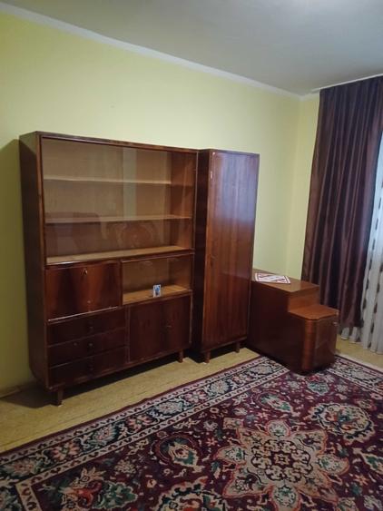Apartament cu 2 camere semidecomandat în Vasile Aaron
