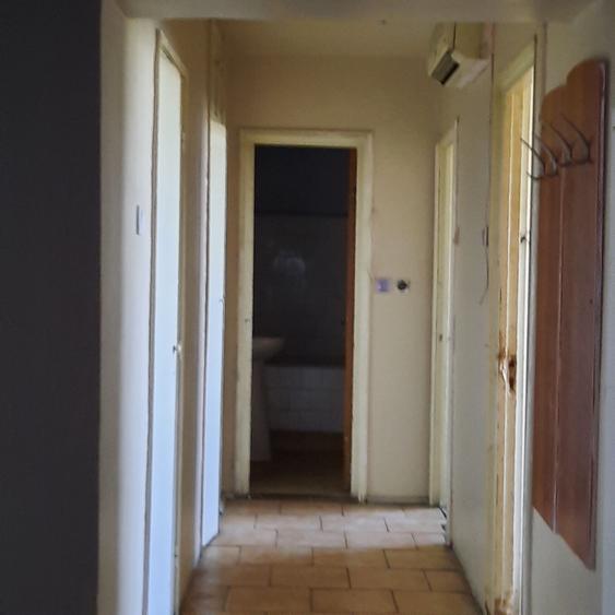 Apartament cu 3 camere decomandat în Colentina