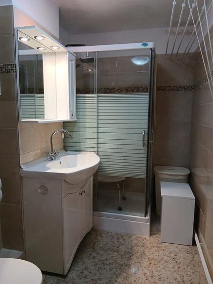 Apartament cu 3 camere decomandat în Orizont