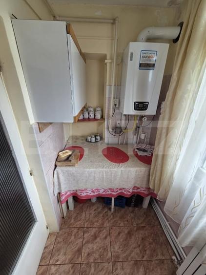 Apartament de vânzare, 3 camere, 65 mp, zona Nord - 11