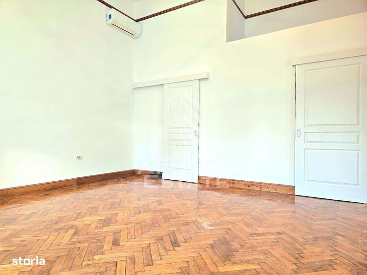 Spațiu comercial, de 102 mp, în Central