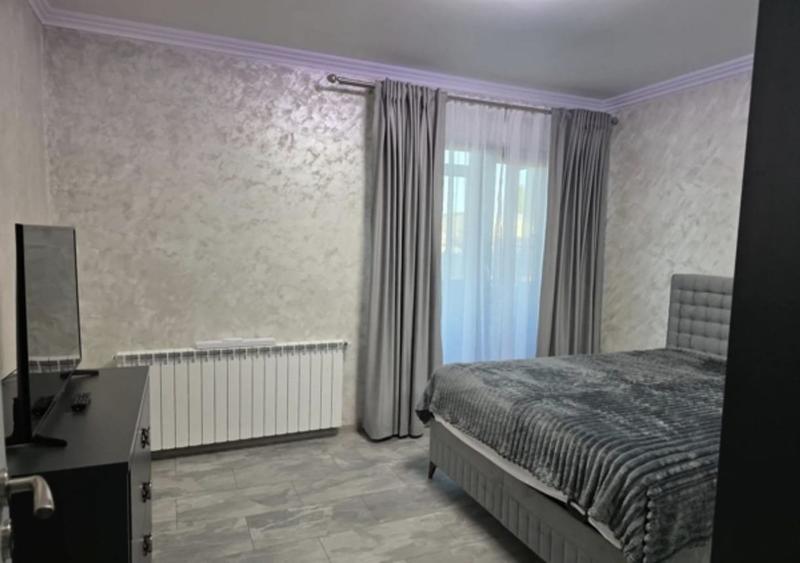 Apartament cu 2 camere semidecomandat în Colentina