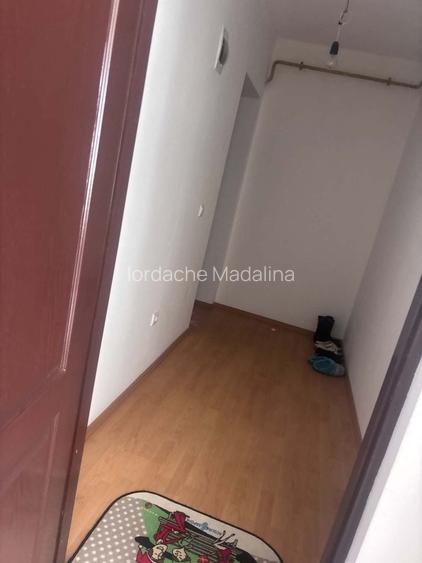 Vand garsoniera zona ostroveni 30 de mii de euro