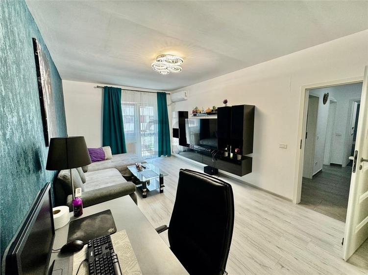 Apartament cu 2 camere decomandat în Central