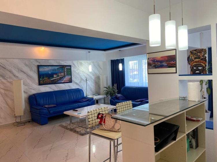 Apartament cu 3 camere decomandat, mobilat în Unirii