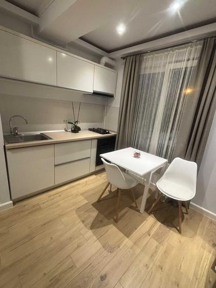 Apartament cu 2 camere nedecomandat în Steaua