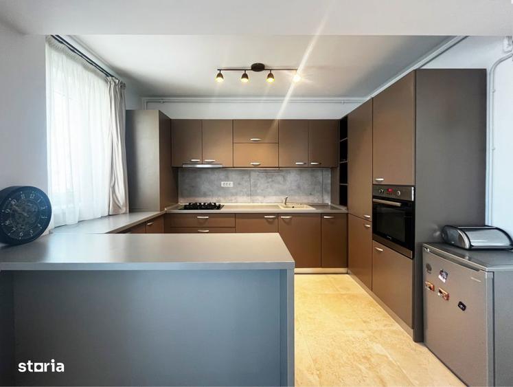 Apartament cu 3 camere, mobilat în Palazu Mare