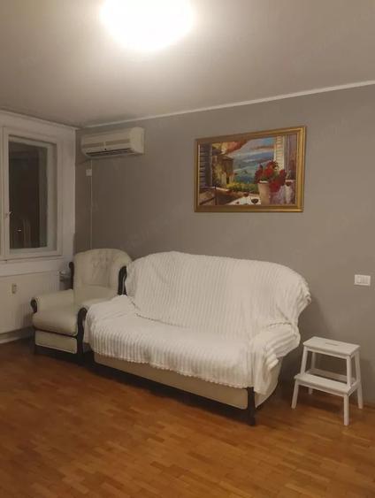 Apartament cu 2 camere decomandat, mobilat în P-ța Muncii