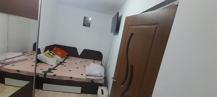 Apartament cu 2 camere decomandat în Malu Roșu